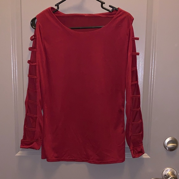 NEW Long sleeve top with arm cut outs - Picture 2 of 3